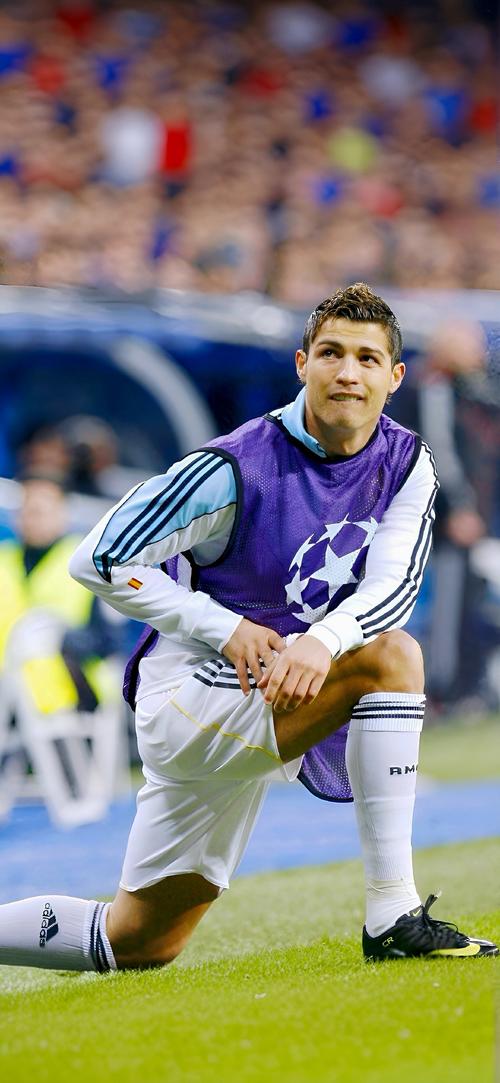 回馈家乡父老，河南队杨意林为后林村80岁以上老人发放礼品