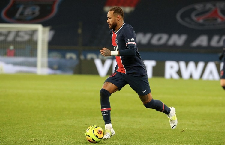 足球中超发布赛程海报，视觉效果炸裂